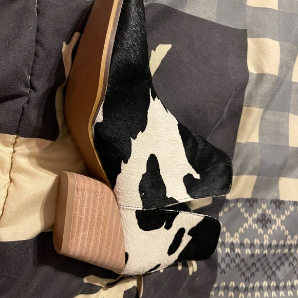 Corkys cow print hair boots size 8 - Picture 8 of 8
